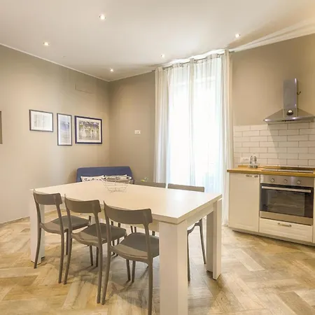 Apartment La Finestra Sul Porto