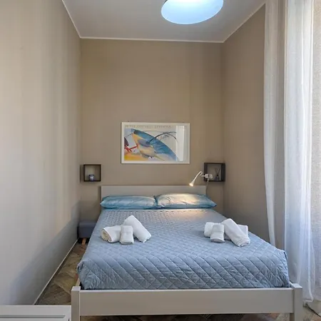 La Finestra Sul Porto Apartment *
